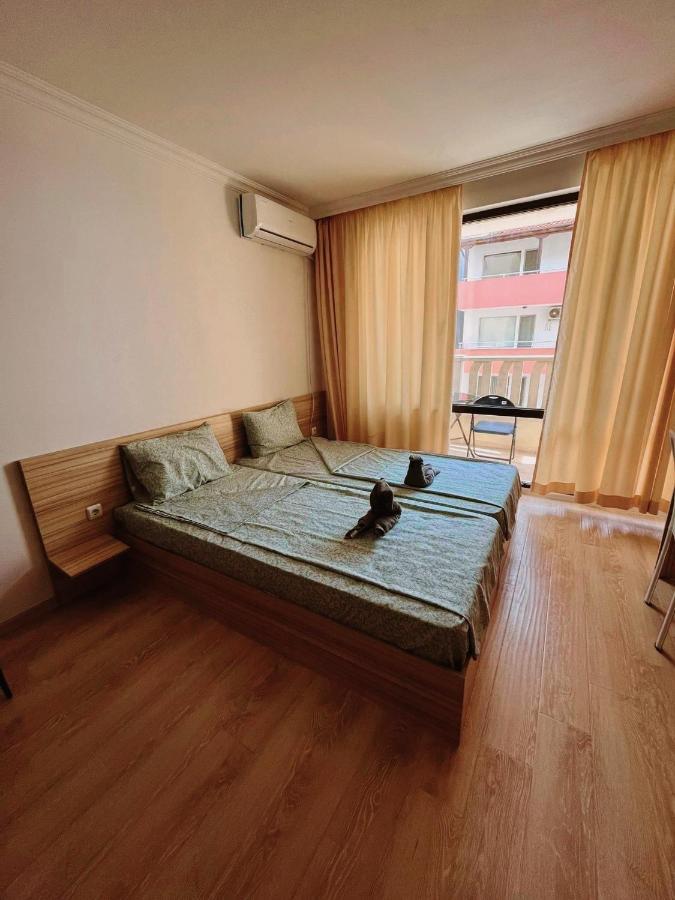 Lovely Studio Apartment On The Beach Burgas Exterior foto