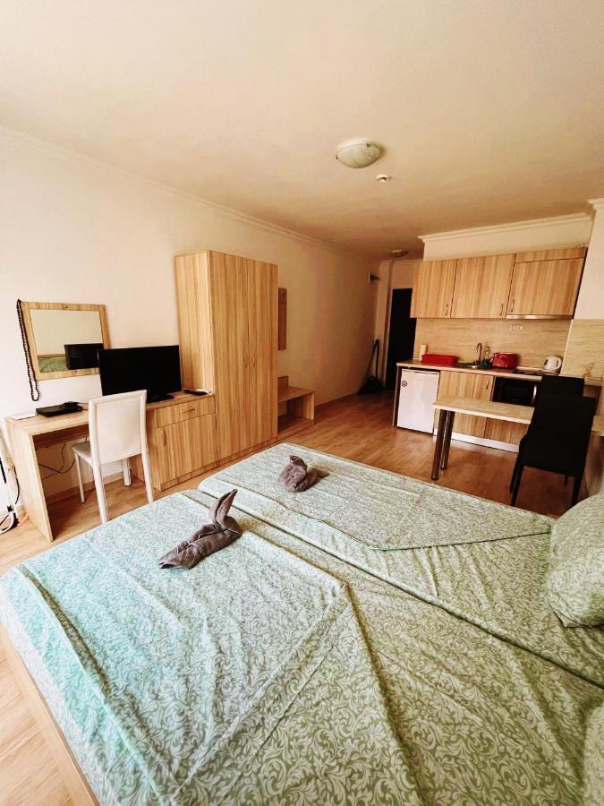 Lovely Studio Apartment On The Beach Burgas Exterior foto